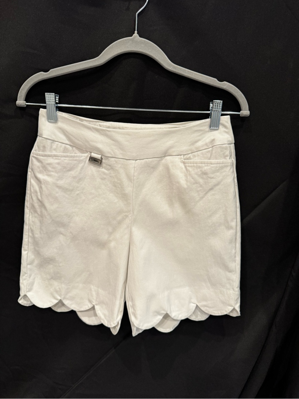 Scallop Hem White Women's Shorts